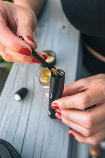 Loading the G Pen Micro II concentrate vaporizer